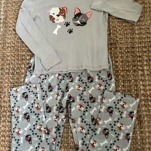 Kids Grey Dog Print Pajama Set - Soft Long Sleeve Scoop Neck & Fleece Pants